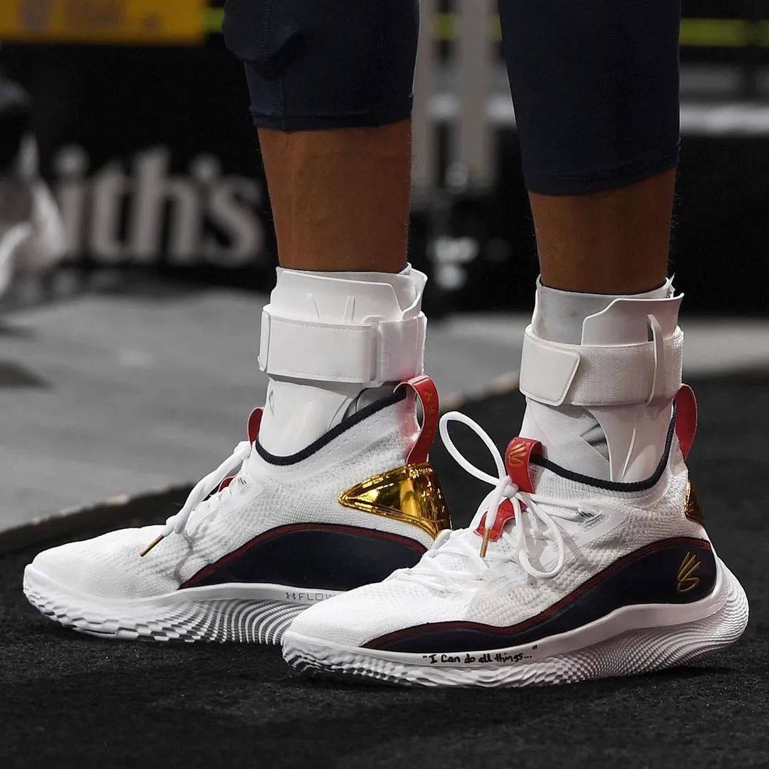 客场8连胜！掘金刷新队史客场连胜纪录（掘金豪取客场八连胜，改写队史客场连胜纪录）